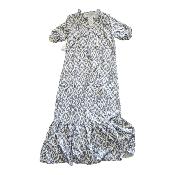 Medium Short Sleeve Gray and White Maxi Dress - Picture 1 of 7